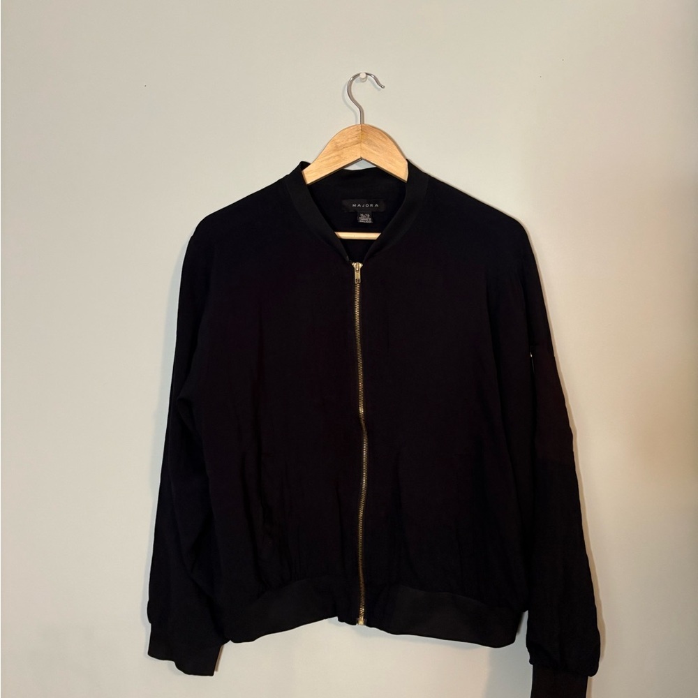 Chic Black Bomber Jacket